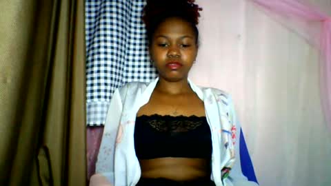 lara_belle online show from June 2026 09:49:02 PM