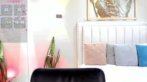      700  200   online show from November 2025 07:57:01 PM