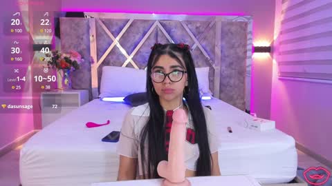 Snapshot of larabrook chatting on January 2025 09:52:02 PM Lara online show from January 2025 09:52:02 PM