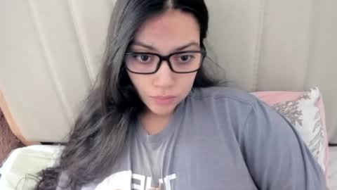 lara online show from December 2025 01:27:01 PM