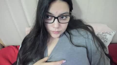 lara online show from February 2026 02:37:02 AM