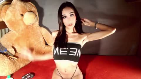 laradior online show from April 2026 01:41:02 PM