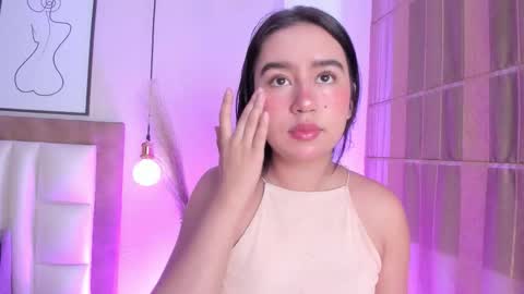  Lara Gold  online show from February 2026 09:53:01 PM