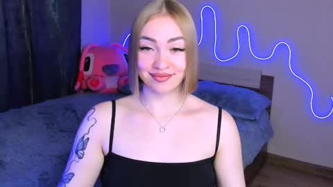 Snapshot of larakrein_lk chatting on September 2025 02:49:02 PM LaraKrein lk online show from September 2025 02:49:02 PM