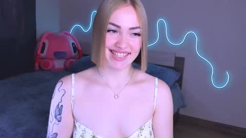 Snapshot of larakrein_lk chatting on September 2025 01:46:01 PM LaraKrein lk online show from September 2025 01:46:01 PM