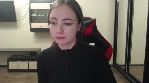 Laralianna online show from February 2025 03:12:02 PM