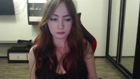 Laralianna online show from February 2025 09:52:02 PM