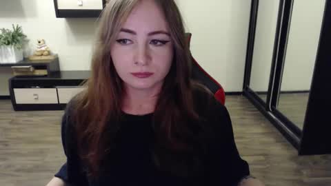 Laralianna online show from September 2025 02:51:02 PM