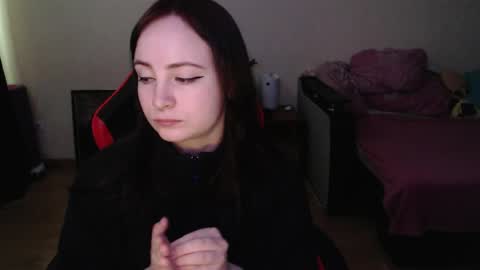 Laralianna online show from April 2026 05:03:01 AM