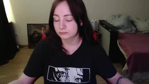 Laralianna online show from May 2026 11:38:01 AM