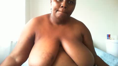 Snapshot of laralovex chatting on March 2026 09:46:02 AM laralovex online show from March 2026 09:46:02 AM