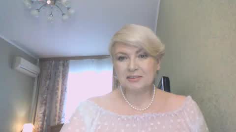 laramrs online show from March 2026 03:49:01 PM