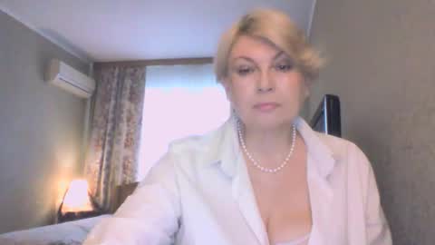 Snapshot of laramrs chatting on April 2026 04:23:02 PM laramrs online show from April 2026 04:23:02 PM