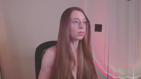 larawintersxxx online show from May 2026 09:10:02 PM