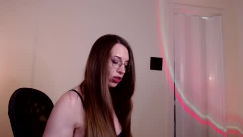 larawintersxxx online show from May 2026 08:50:02 PM