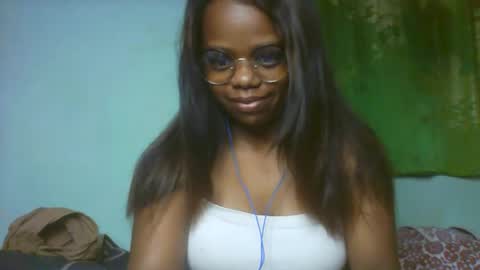 Snapshot of larissa645771 chatting on February 2026 03:51:02 AM larissa645771 online show from February 2026 03:51:02 AM