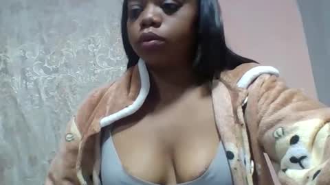 larissa645771 online show from April 2026 02:58:01 AM