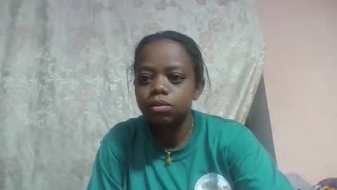 larissa645771 online show from May 2026 07:36:01 AM