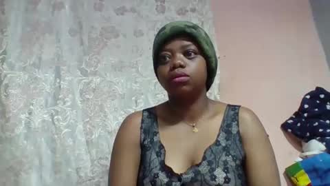 larissa645771 online show from May 2026 03:02:02 AM