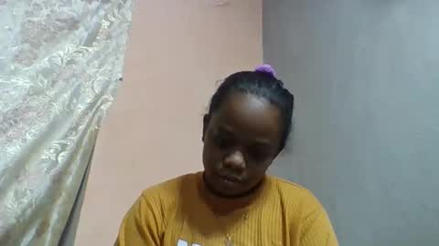 larissa645771 online show from June 2026 06:48:01 AM