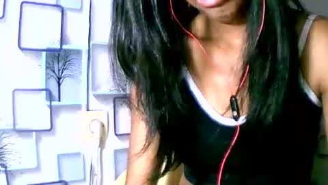 Snapshot of larra27 chatting on April 2026 01:49:02 AM Malala online show from April 2026 01:49:02 AM