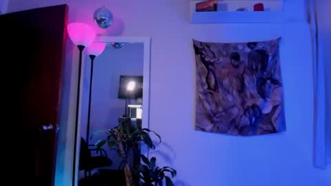 larry_stewart online show from July 2026 12:03:01 AM