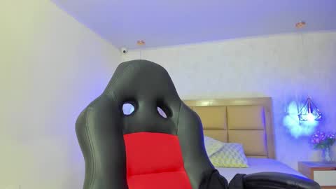  MIA  online show from October 2025 12:22:02 PM