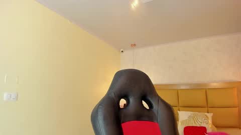  MIA  online show from March 2026 12:31:02 PM