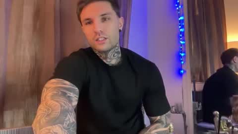 Snapshot of larsskeet chatting on November 2025 02:18:01 PM larsskeet online show from November 2025 02:18:01 PM