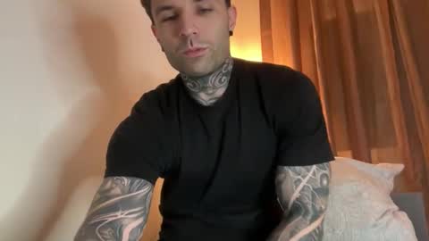 Snapshot of larsskeet chatting on January 2026 05:28:02 PM larsskeet online show from January 2026 05:28:02 PM