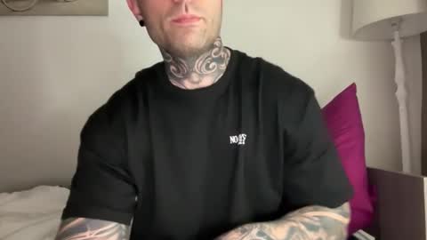 Snapshot of larsskeet chatting on February 2026 03:38:01 PM larsskeet online show from February 2026 03:38:01 PM