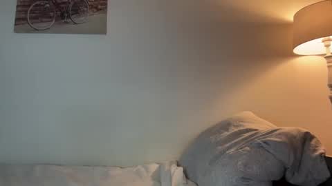 Snapshot of larsskeet chatting on February 2026 05:39:02 PM larsskeet online show from February 2026 05:39:02 PM