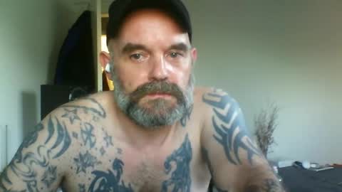 Snapshot of larsvegas1895 chatting on May 2026 06:26:01 PM larsvegas1895 online show from May 2026 06:26:01 PM
