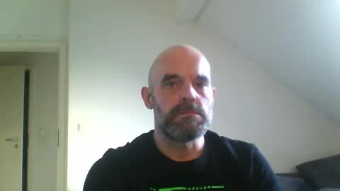 Snapshot of larsvegas1895 chatting on May 2026 04:51:01 AM larsvegas1895 online show from May 2026 04:51:01 AM