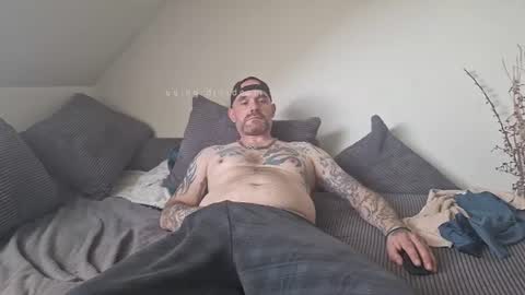 Snapshot of larsvegas1895 chatting on June 2026 03:03:01 PM larsvegas1895 online show from June 2026 03:03:01 PM