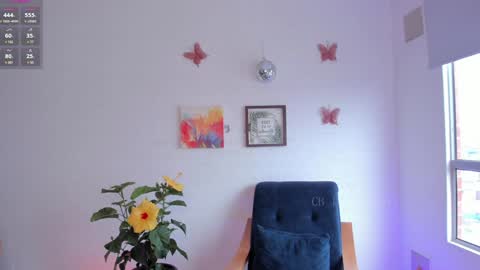 Lary  online show from February 2025 08:10:01 PM