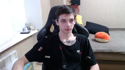 Kenny online show from December 2024 01:28:01 PM