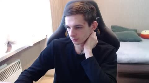 Kenny online show from October 2025 12:02:02 PM