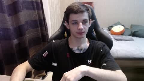 Kenny online show from October 2025 10:57:02 AM