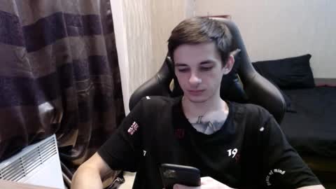 Kenny online show from October 2025 01:45:01 PM