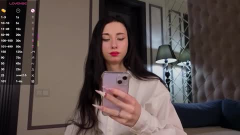 Olivia online show from February 2026 11:08:01 AM