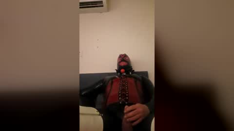 Snapshot of latexboy1986 chatting on July 2026 08:45:02 AM latex boy 38 online show from July 2026 08:45:02 AM