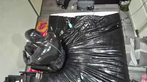 Snapshot of latexboy1986 chatting on July 2026 08:43:01 AM latex boy 38 online show from July 2026 08:43:01 AM