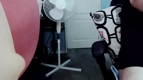 latexchris77 online show from June 2026 11:14:01 AM