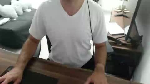 latexdave84 online show from April 2026 09:43:01 AM