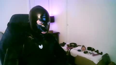 Snapshot of latexminheadroom chatting on March 2025 04:17:02 AM latexminheadroom online show from March 2025 04:17:02 AM