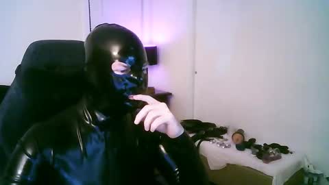 Snapshot of latexminheadroom chatting on October 2025 02:25:02 AM latexminheadroom online show from October 2025 02:25:02 AM