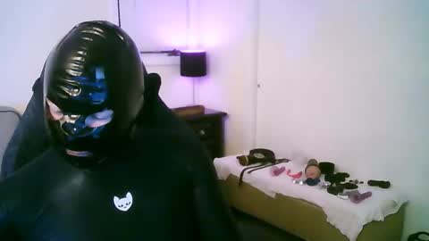 Snapshot of latexminheadroom chatting on February 2026 05:48:02 AM latexminheadroom online show from February 2026 05:48:02 AM