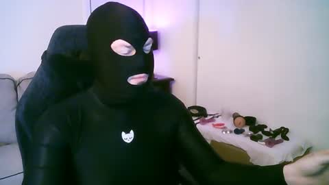 latexminheadroom online show from June 2026 03:25:01 AM