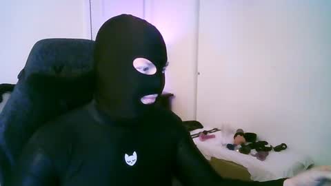 latexminheadroom online show from July 2026 02:40:01 AM